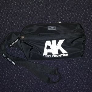 Alaska belt bag